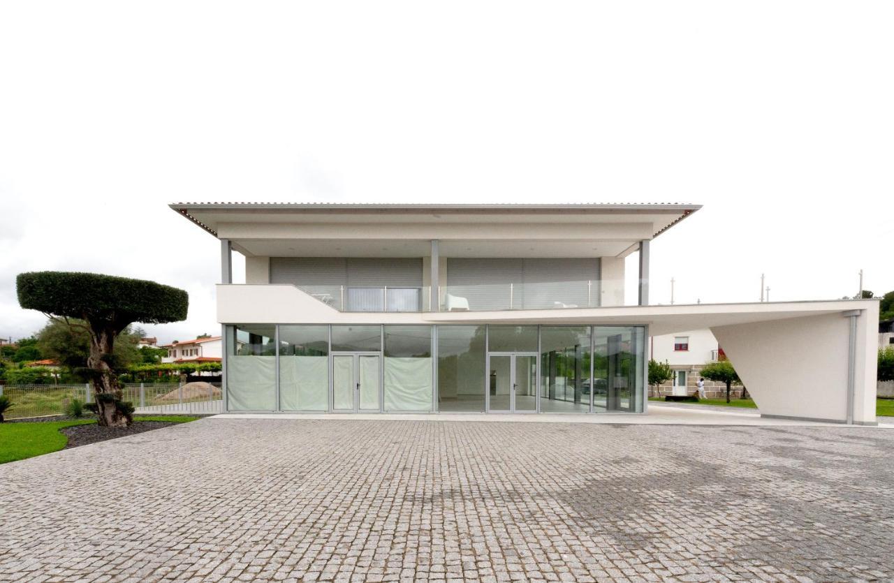 Sun House - Local -